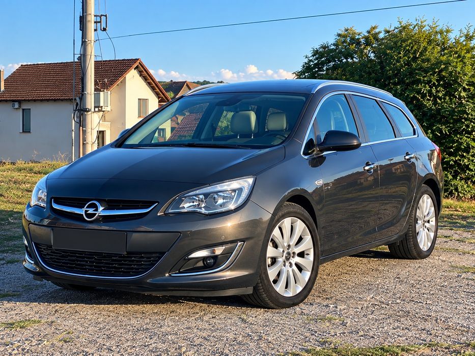 Opel Astra Break 2012  1.7 Diesel Full Option