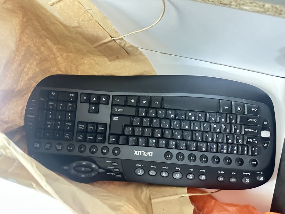 Компьютерный руль педали скорость срочно продам