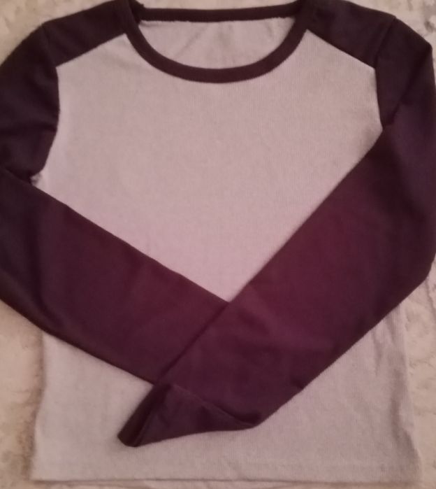 Продам лонгслив 500 тг