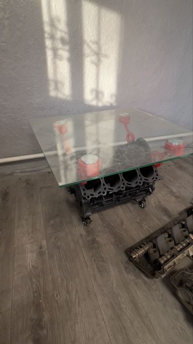 Журнальный столик с двигателем