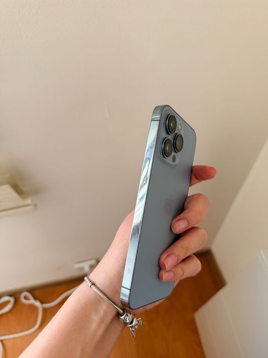 iPhone 13 pro siera blue 128 gb