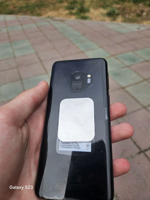 Продам samsung S9