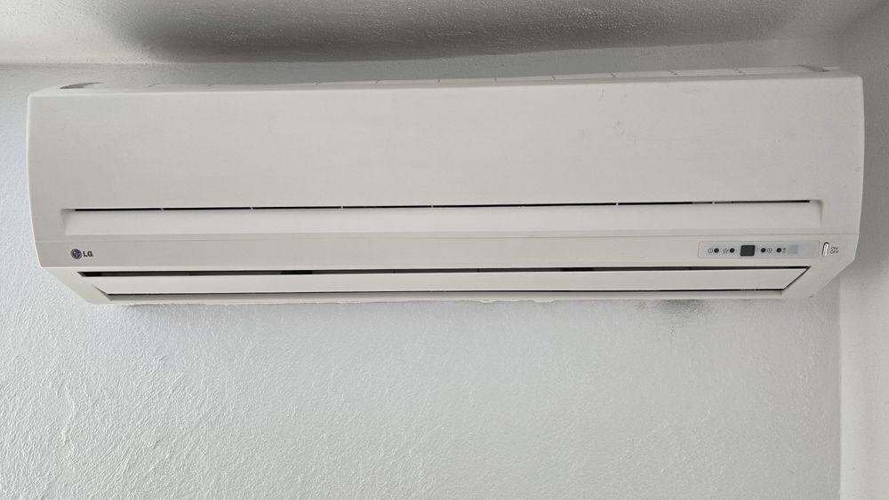 Aparat Aer Conditionat - LG Neo Plasma 12.000 BTU