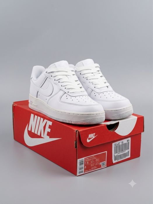 Сникърси Nike Air Force 1 07