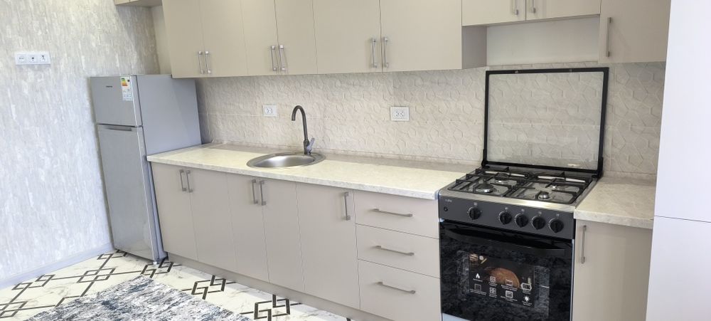 Продам свою квартиру в china house