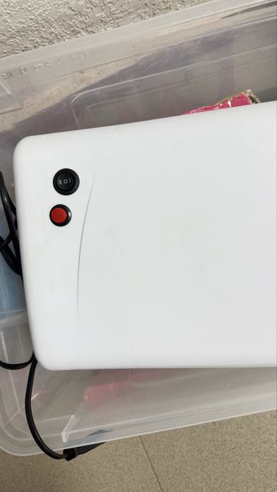 Лампа для маникюра