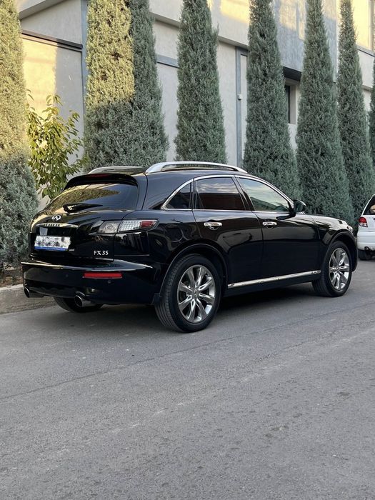 Nissan Infiniti FX35