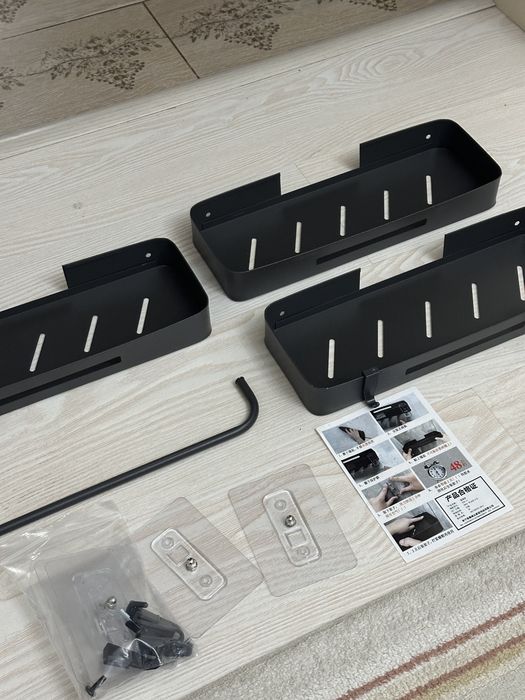 Продаются полки для ванной металлические
