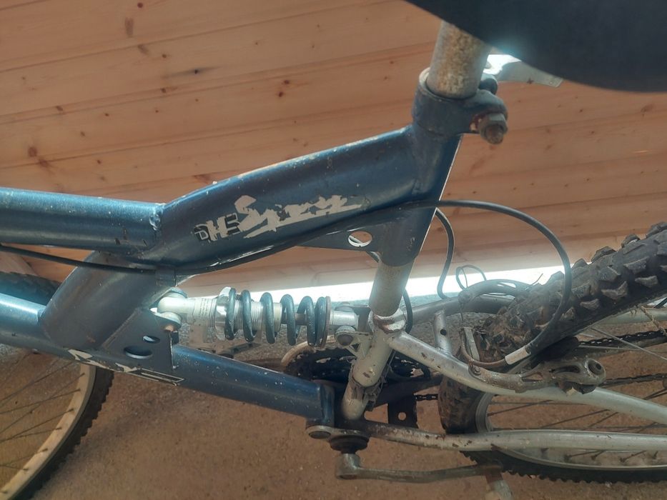 Bicicletă de 12 ani plus