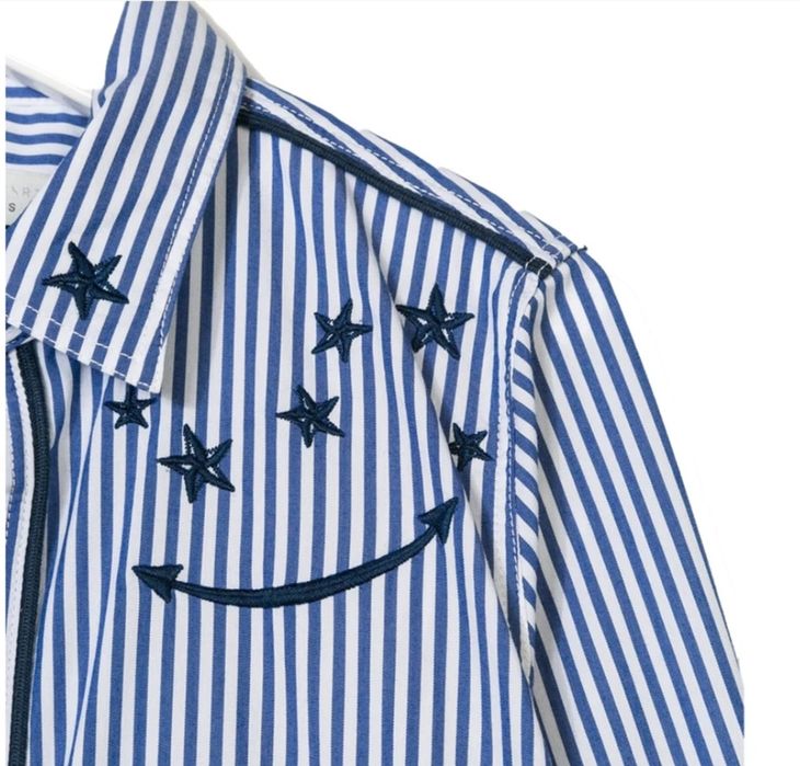 Стелла Маккартни Дети
Рубашка в полоску с вышивкой звезд для девочек