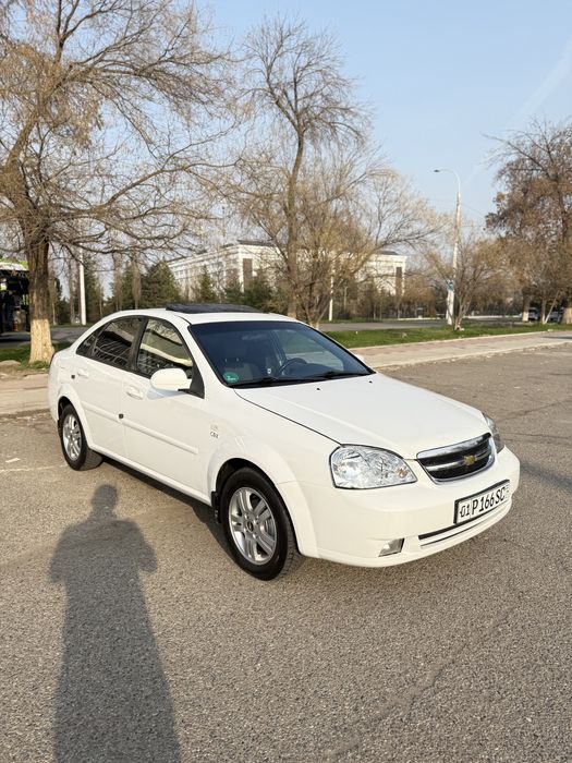 Arenda 2013 1.6 avtomat Metan