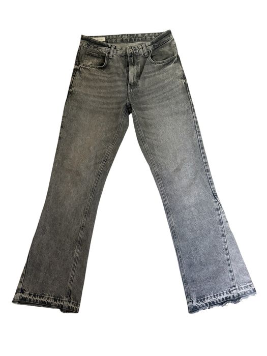 blugi flared zara