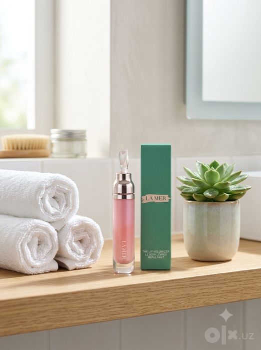 LA MER The Lip Volumizer 
​Lab