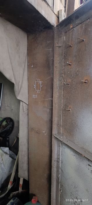 Продам гаражные ворота