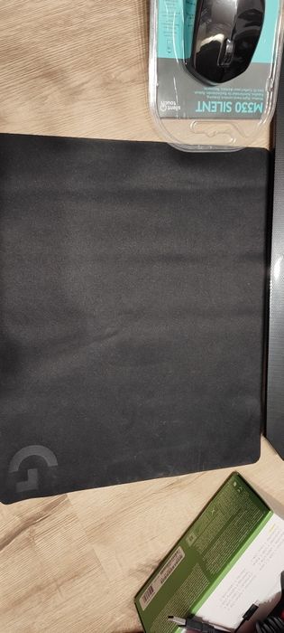 Tastatura gaming + mouse + mosepad