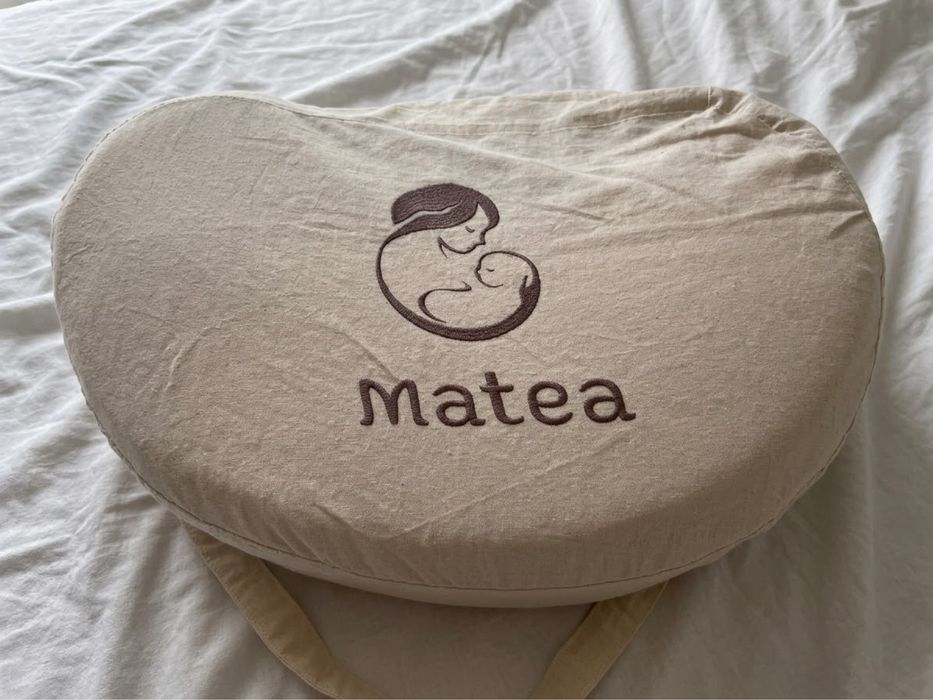 Възглавница за кърмене Matea + протектор от органичен памук