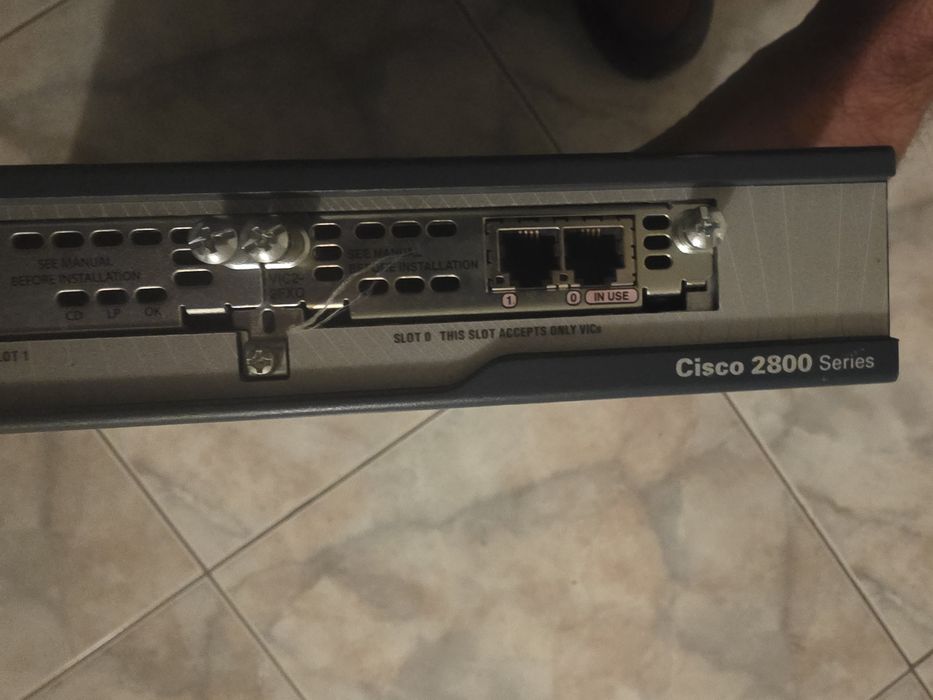Router Cisco 2801