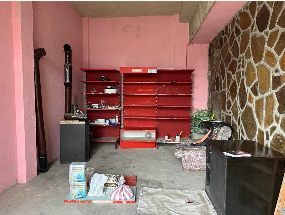 Магазин 140 м2, на гл. булевард, Северна Пр. Зона