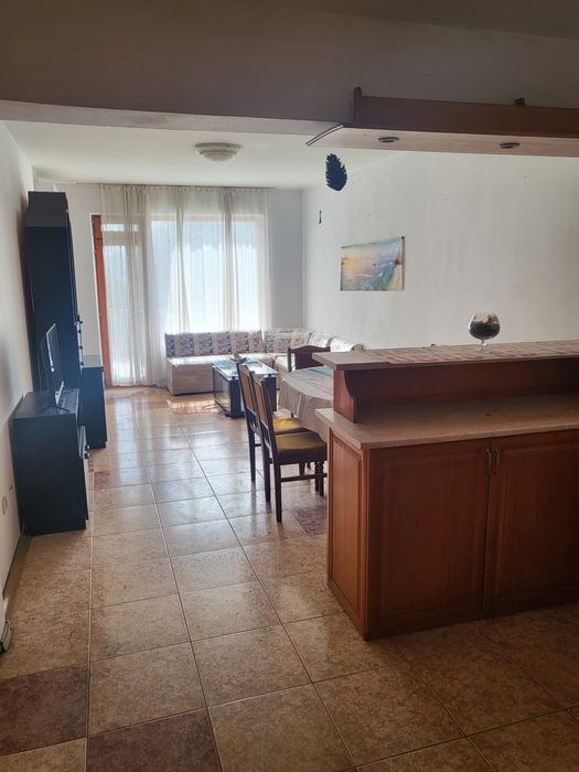 Дава се под наем Тристаен апартамент в Варна, Чайка - 105 кв.м за 663 € - Снимка #13