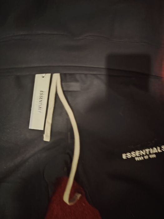 Compleu Essential negru