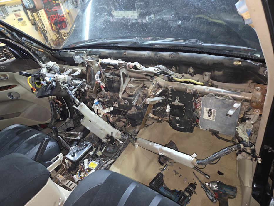 Ремонт автомобилей  Toyota  Lexus