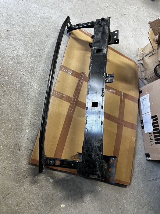 Armătură față skoda scala.cod:KA14896-40-002.