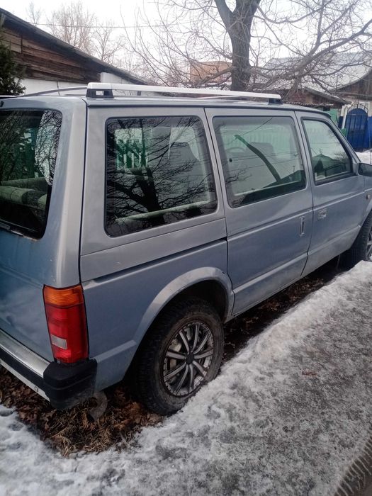 Продам крайслер вояджер