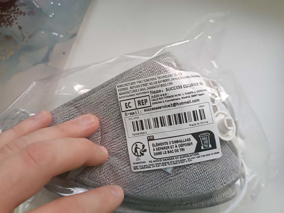 Продам запчасти от робота пылесоса