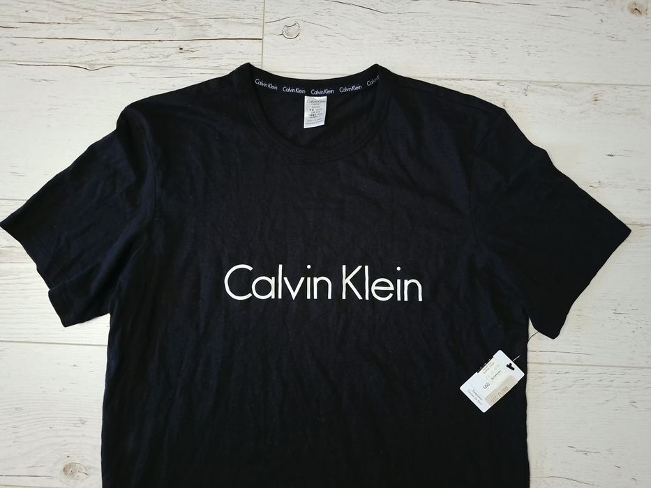Calvin Klein-Ориг. Тениска Нова!