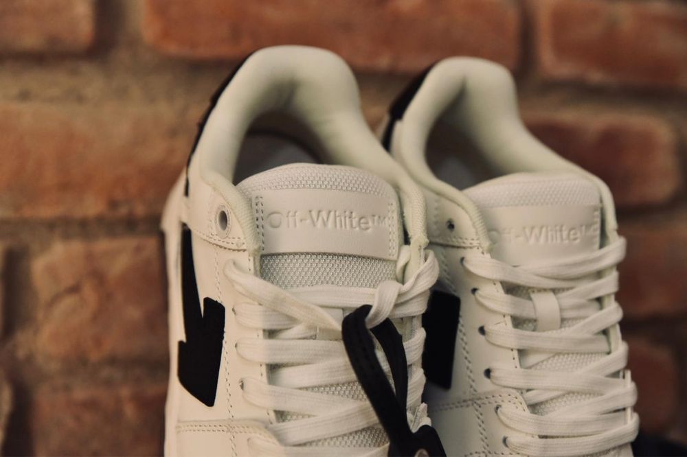 Off white out off office
