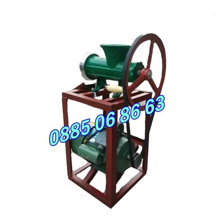 Чугунена месомелачка №32 с мотор 1,5 kW и стойка + решетки