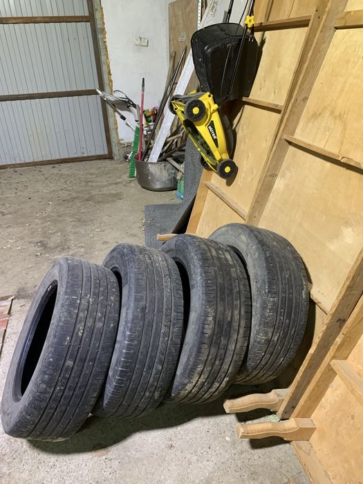 Покрышка 225/60R17