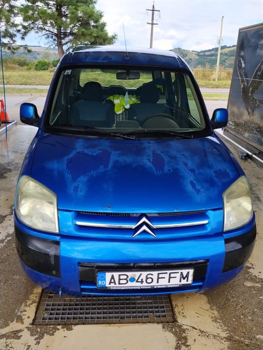 Vand citroen berlingo pentru mai multe detalii sunati la  0745911793