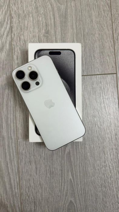 iPhone 15 pro 128 gb