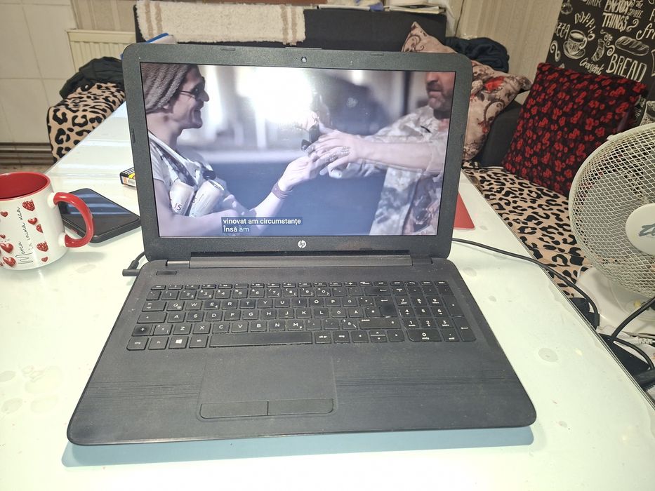 HP 15 cu AMD A10 ( Radeon R5 ), 8 gb ram, display Full HD, Bluetooth, Office 360