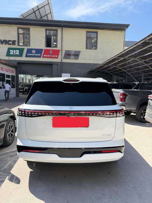 Dongfeng 008 Ultra