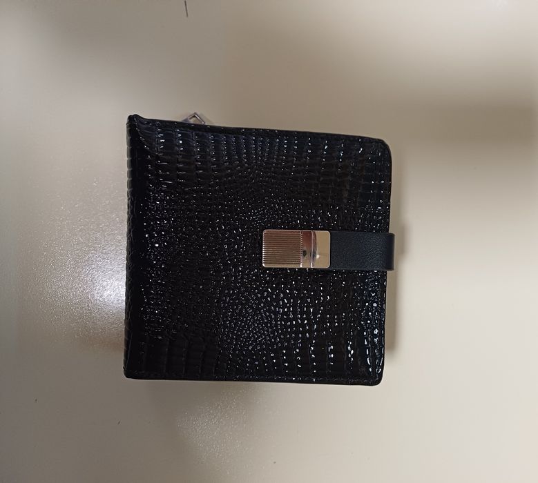 Дамско портмоне,ново