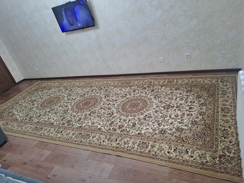 В продаже  Ковер