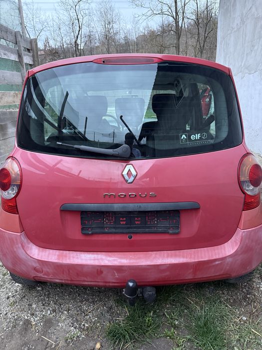 Vand Renault Modus  5000 lei neg