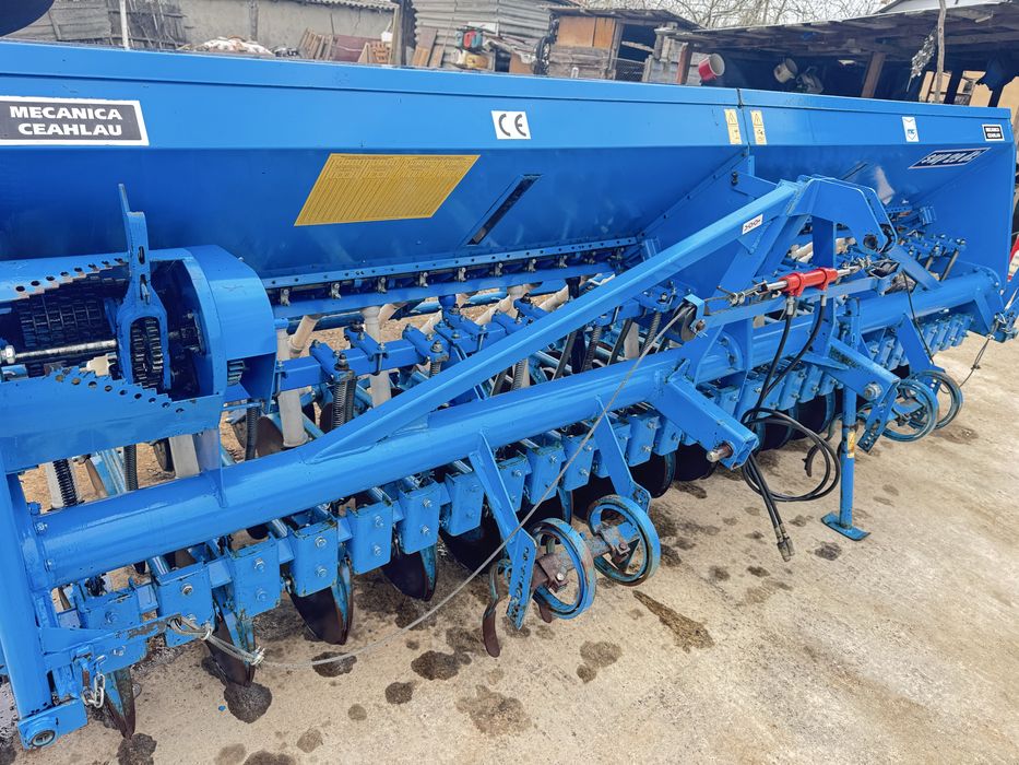 Semanatoare de paioase SUP 29 DK cu roti de tasare - Piese SPC - Piese U 445