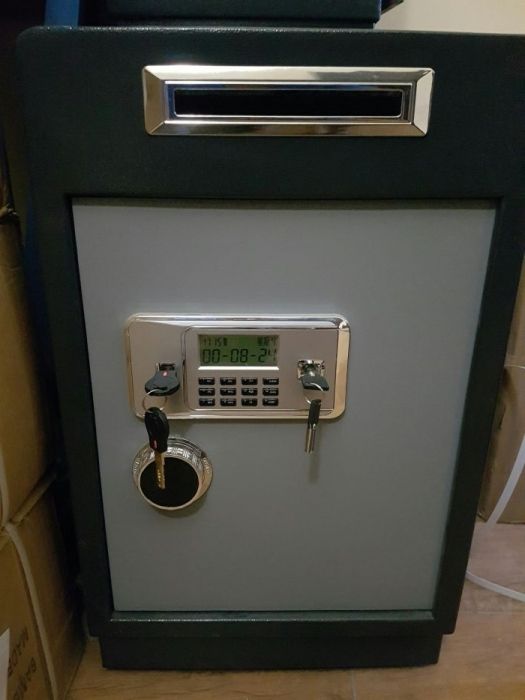 Seif metalic 70cm cu fanta pt acte