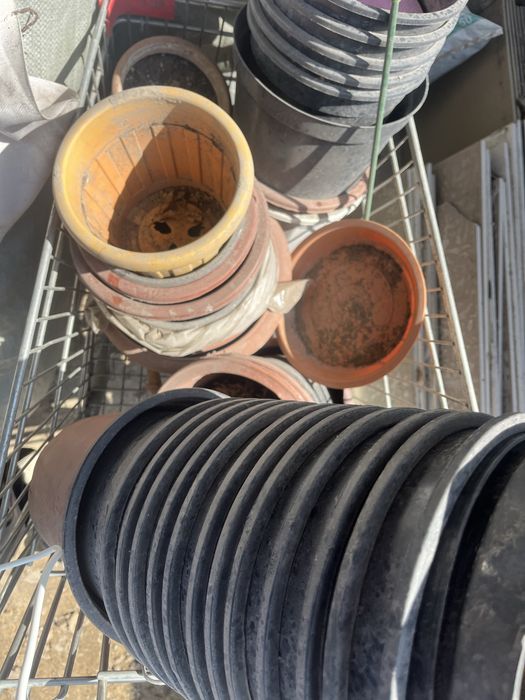 Продаам горшок для цветов