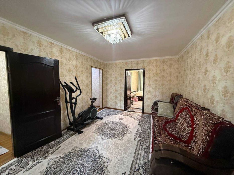 СРОЧНО !! Продается квартира в Яшнабаде 2/1/4 ( 50 кв/м ) Авиасозлар 3