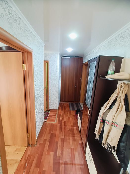 Продам 2ух комнатную квартиру .