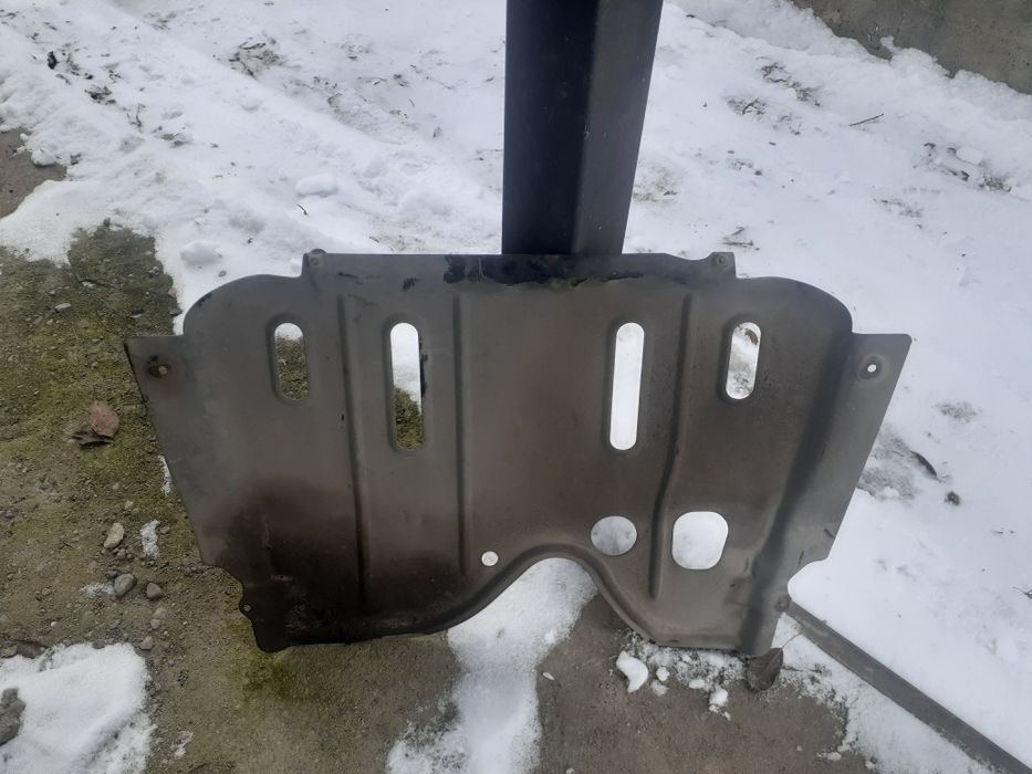 Защита двигателя на Рено.