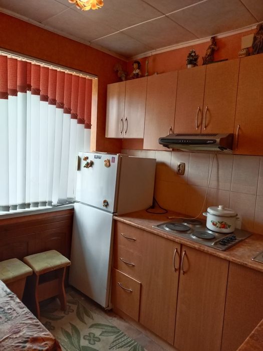 Продам двухкомнатную  квартиру
