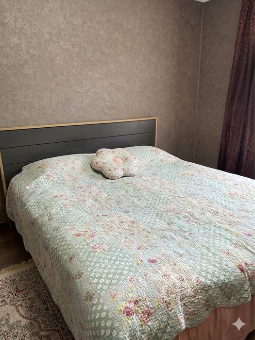 Спальный гарнитур б/у