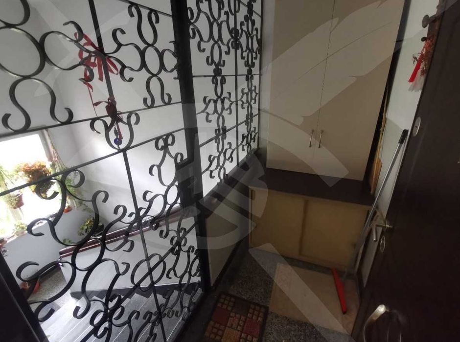 Продава се Тристаен апартамент в Бургас, Център - 90 кв.м за 1989 €/кв.м - Снимка #7