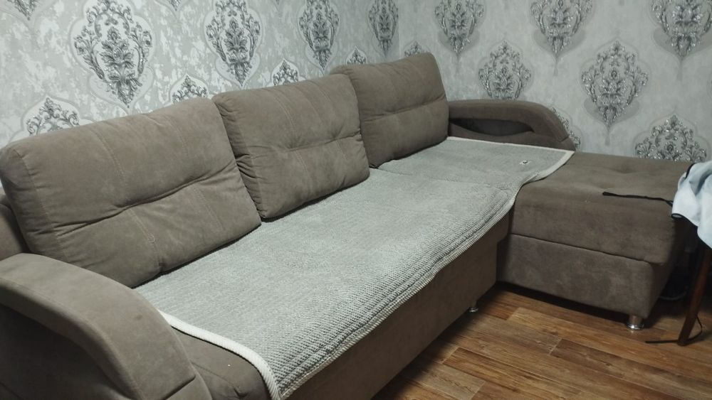 Продам угловой диван