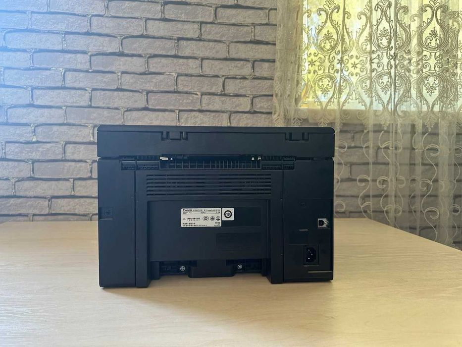 Принтер Canon i-SENSYS MF3010
МФУ: печать, копирование, сканирование.